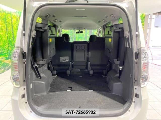 Toyota VOXY 2009-05 327523-11