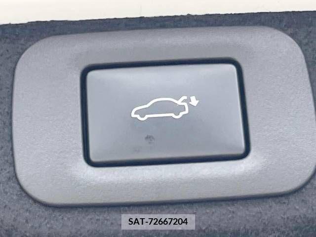 Toyota CROWN 2023-06 335580-5
