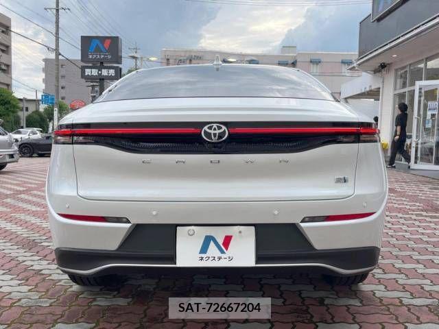 Toyota CROWN 2023-06 335580-15