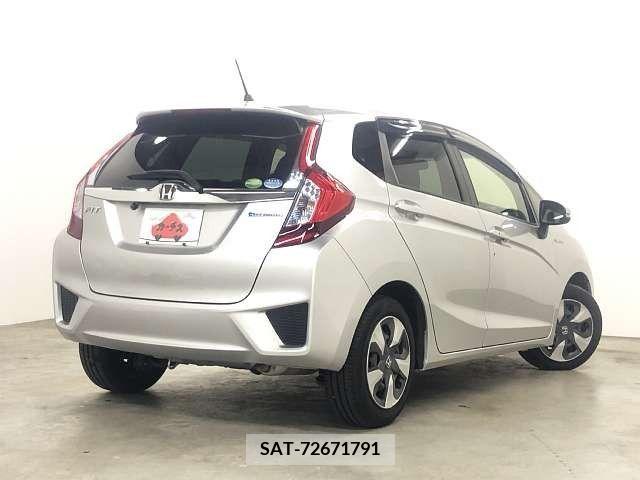 Honda FIT HYBRID 2017-03 304076-2