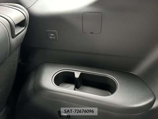 Mazda CX-8 2023-08 266248-11