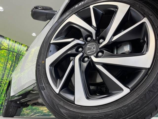 Honda VEZEL 2018-04 186992-13