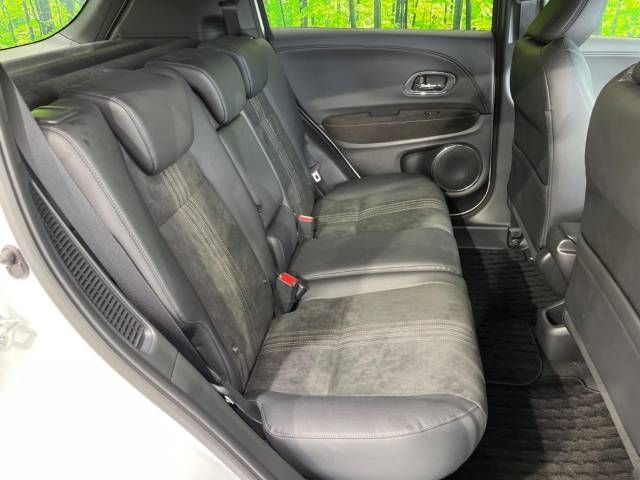 Honda VEZEL 2018-04 186992-9