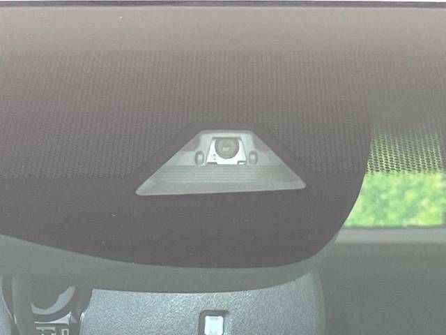 Honda VEZEL 2018-04 186992-4