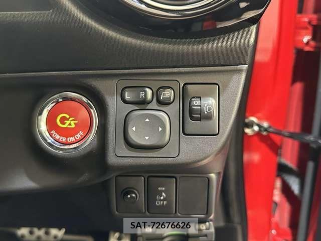 Toyota AQUA 2014-08 329236-13