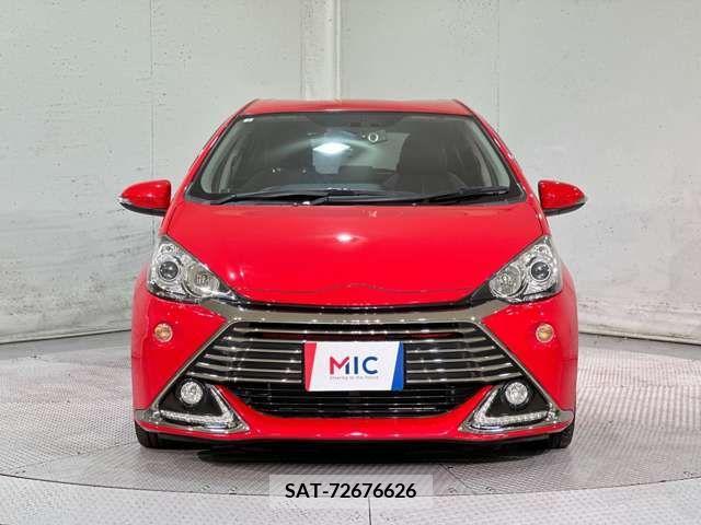 Toyota AQUA 2014-08 329236-2