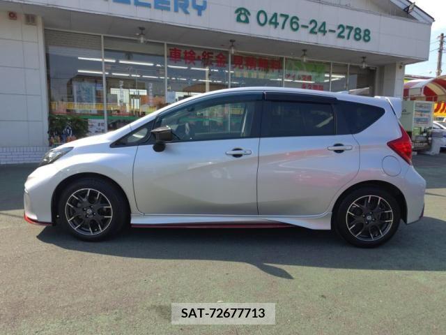 Nissan NOTE 2016-05 351488-11