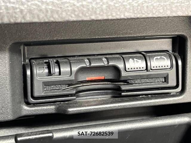 Nissan SERENA 2011-09 339168-7