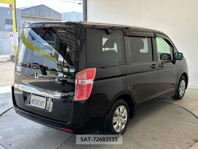 Honda STEP WGN 2012-07 236469-13