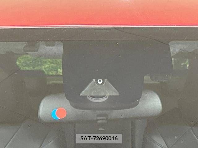 Toyota PRIUS 2018-06 282195-4