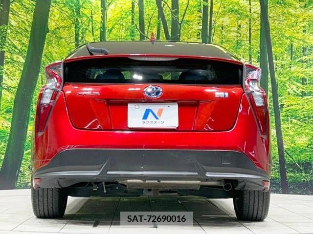 Toyota PRIUS 2018-06 282195-15