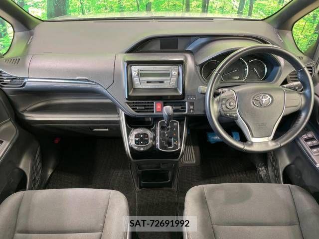Toyota ESQUIRE 2015-10 359770-1