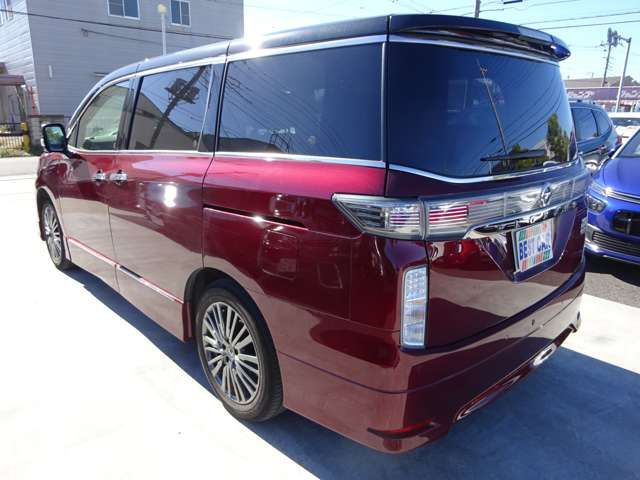 Nissan ELGRAND 2020-10 195915-2