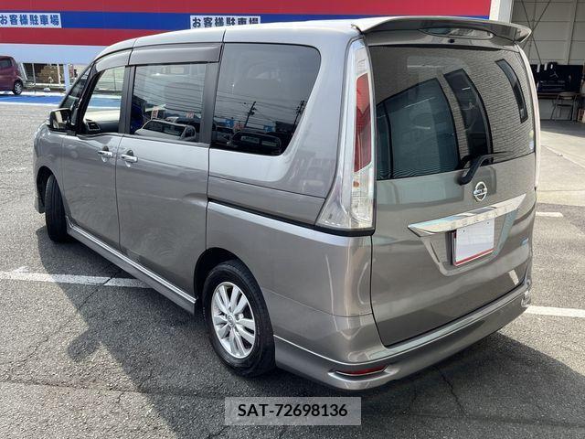 Nissan SERENA 2011-09 324851-6