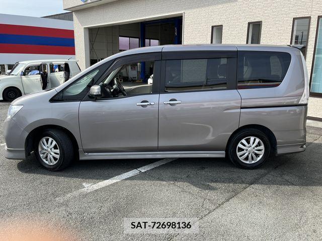 Nissan SERENA 2011-09 324851-7