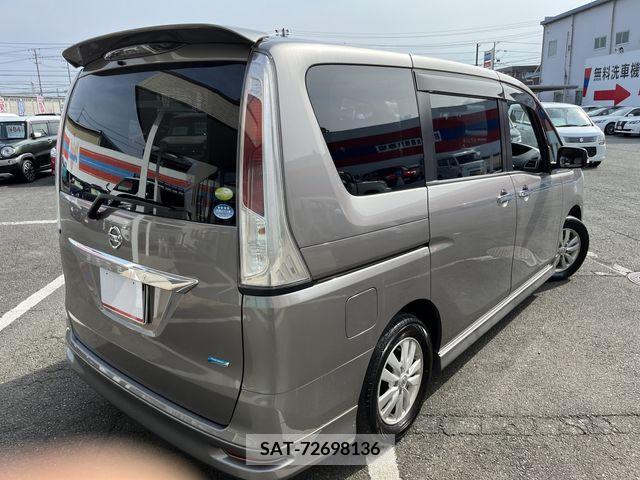 Nissan SERENA 2011-09 324851-4
