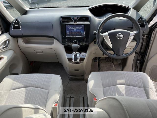 Nissan SERENA 2011-09 324851-8