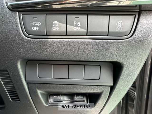 Mazda MAZDA3 2022-01 276406-9