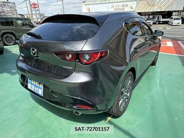 Mazda MAZDA3 2022-01 276406-6
