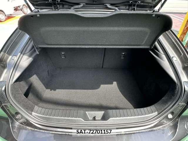 Mazda MAZDA3 2022-01 276406-5