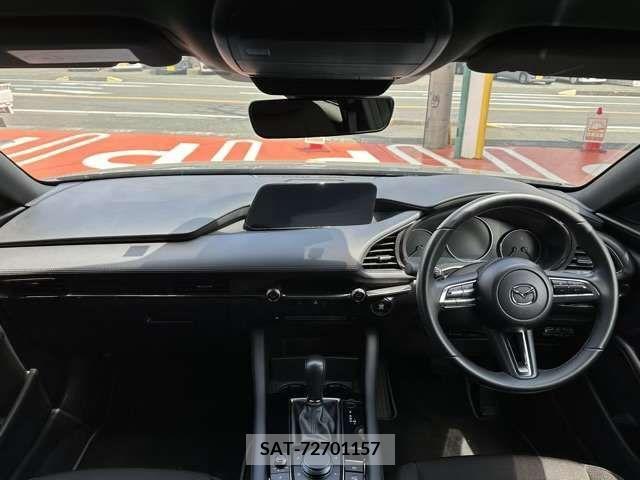 Mazda MAZDA3 2022-01 276406-3