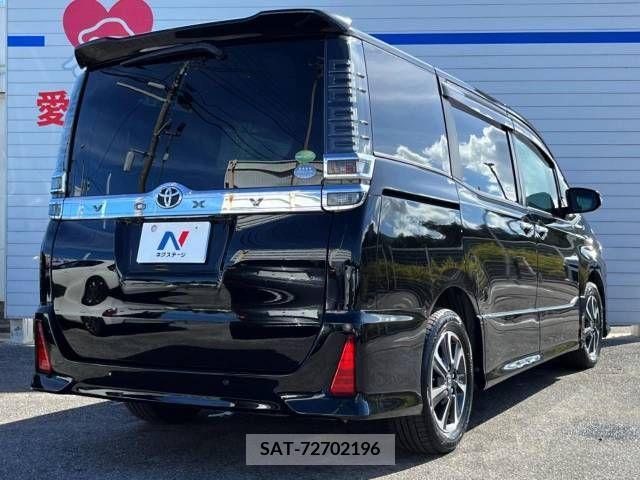 Toyota VOXY 2019-07 387180-18