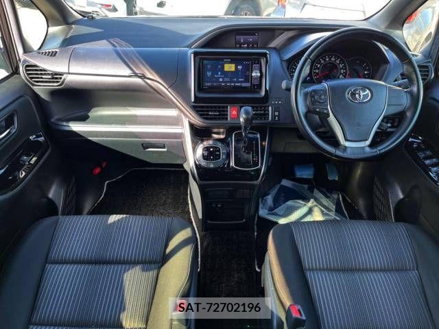 Toyota VOXY 2019-07 387180-1