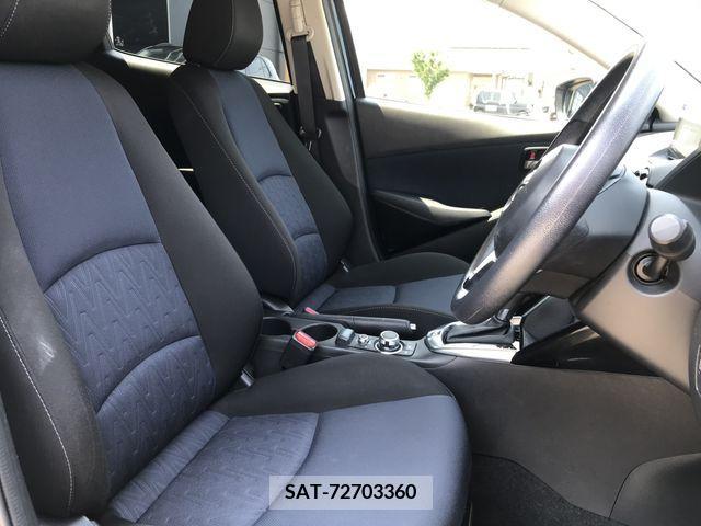 Mazda DEMIO 2016-04 349616-10