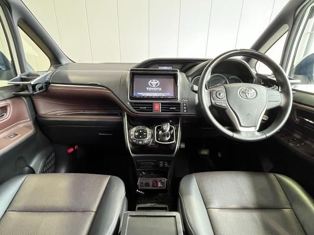 Toyota ESQUIRE 2014-11 187390-7