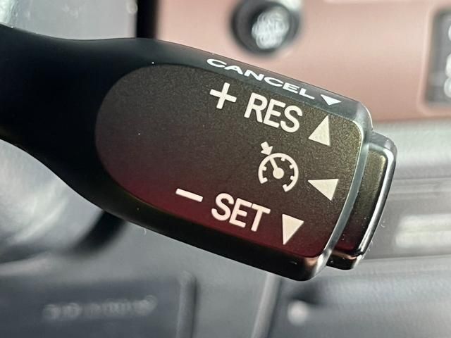 Toyota ESQUIRE 2014-11 187390-11