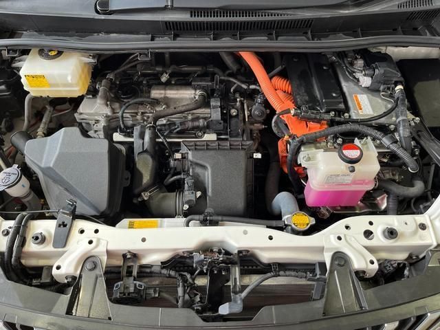 Toyota ESQUIRE 2014-11 187390-19