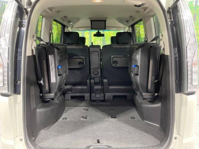 Nissan SERENA 2014-09 27781-11