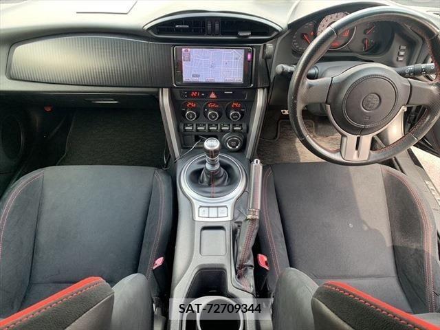 Toyota 86 2014-05 213153-18