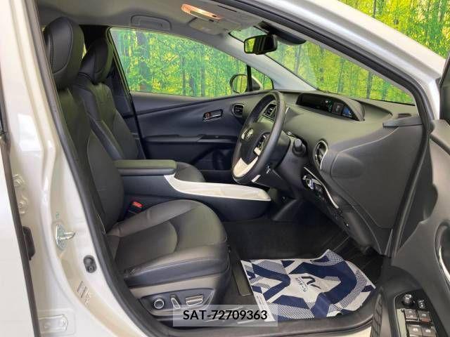 Toyota PRIUS 2016-10 241028-9