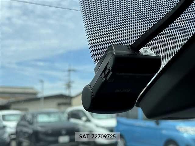 Toyota SIENTA 2015-07 314630-26