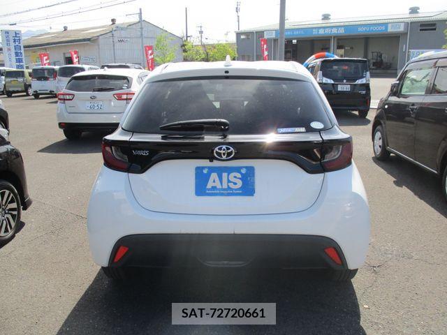 Toyota YARIS 2020-04 290845-2