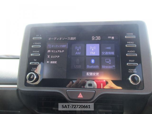 Toyota YARIS 2020-04 290845-10