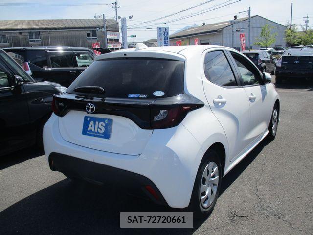 Toyota YARIS 2020-04 290845-3