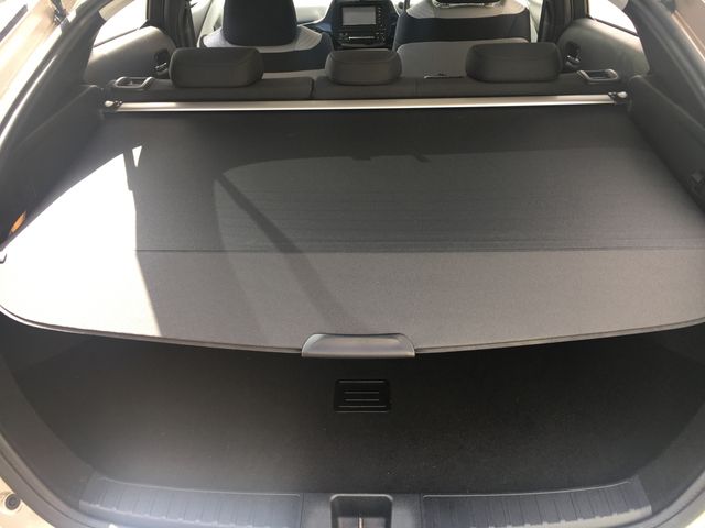 Toyota PRIUS 2016-07 10785-10