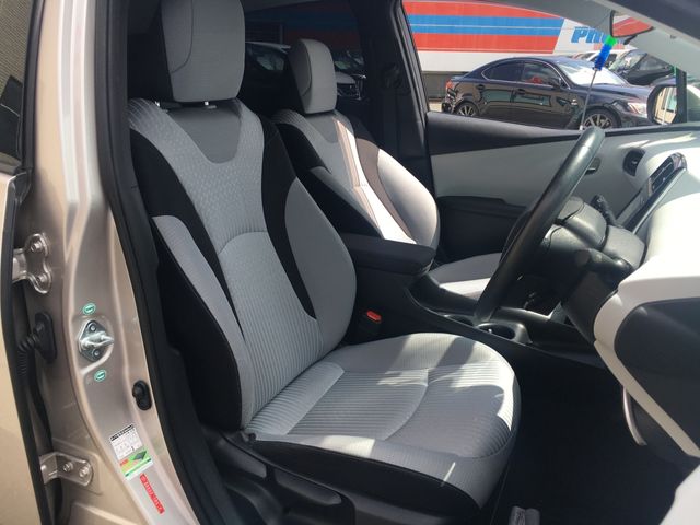 Toyota PRIUS 2016-07 10785-5