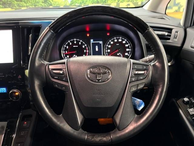 Toyota VELLFIRE 2018-05 188320-11