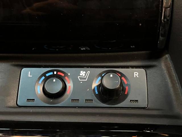 Toyota VELLFIRE 2018-05 188320-5