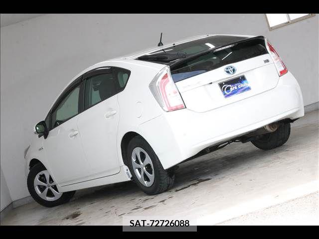 Toyota PRIUS 2012-03 283326-10