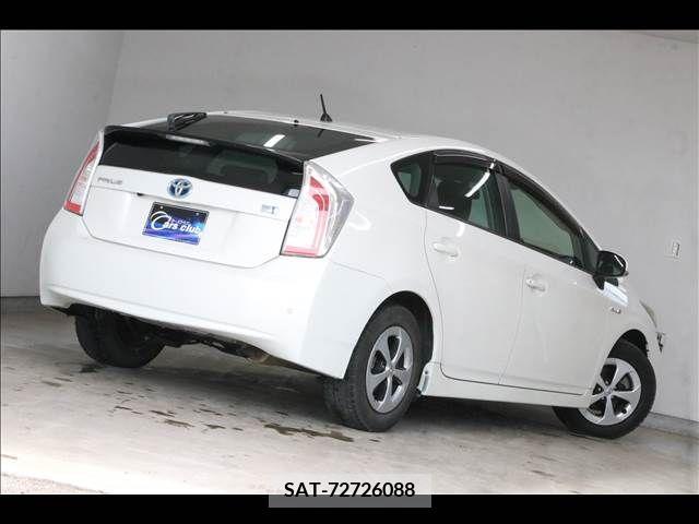 Toyota PRIUS 2012-03 283326-11