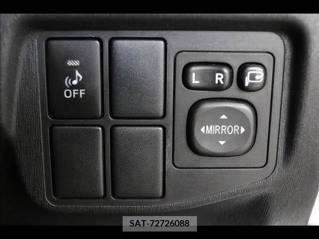 Toyota PRIUS 2012-03 283326-19