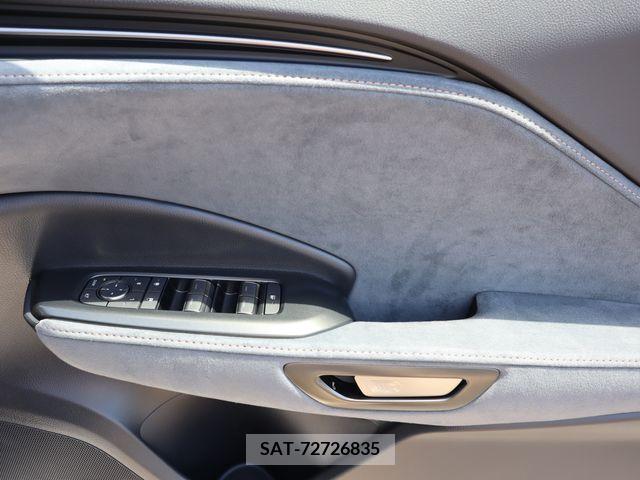 Lexus LBX 2024-03 275424-17