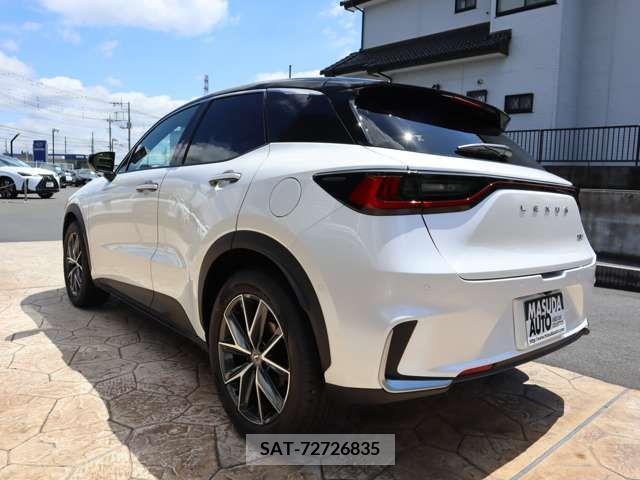 Lexus LBX 2024-03 275424-4