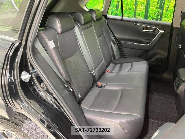 Toyota RAV4 2021-03 224658-8