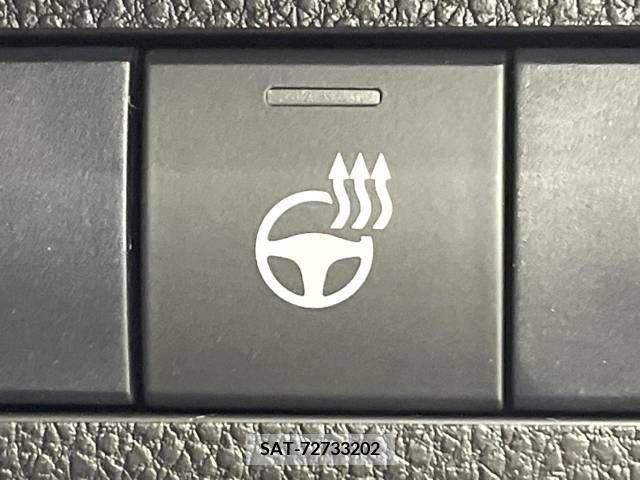 Toyota RAV4 2021-03 224658-6