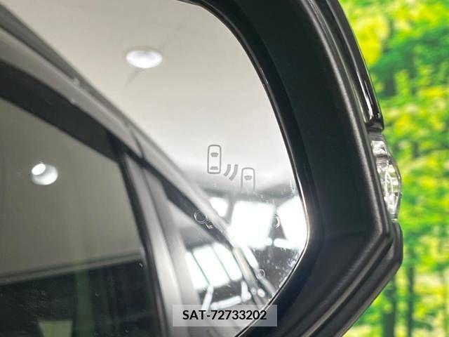Toyota RAV4 2021-03 224658-5